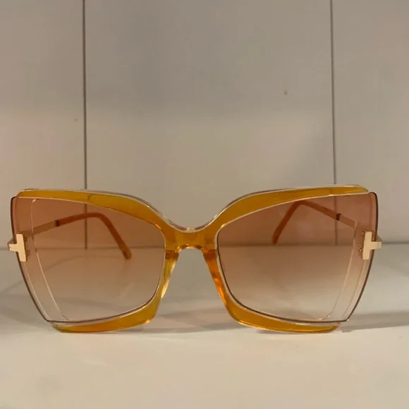 Oversized Orange Yellow and Gold Fashion Sunglasses!! - Picture 2 of 16